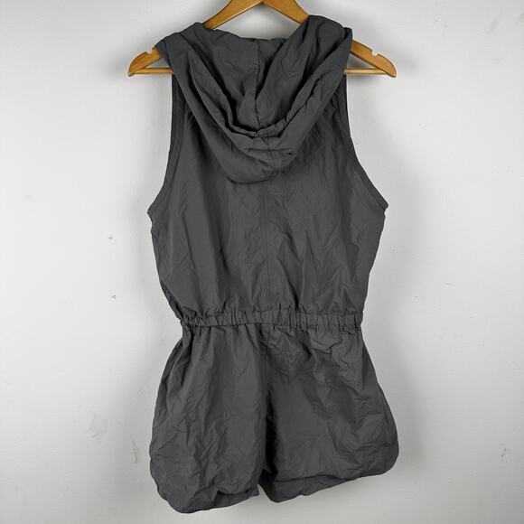 Free People Hike And Race Runsie xs Shorts NWOT - Picture 2 of 7